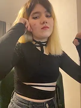 Snapshot of Cherry___Blossom chatting on March 13, 2026, 2:00 pm Cherry Blossom online show from March 13, 2026, 2:00 pm