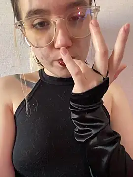 Snapshot of Cherry___Blossom chatting on February 5, 2026, 10:11 am Cherry Blossom online show from February 5, 2026, 10:11 am