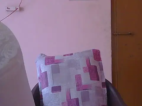 Snapshot of itsabika chatting on June 20, 2026, 6:07 am itsabika online show from June 20, 2026, 6:07 am