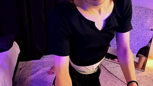 Anjela Botton online show from November 13, 2025, 6:45 pm