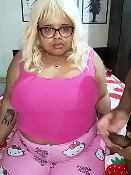 Snapshot of _Pinkiechubby chatting on August 8, 2026, 1:45 am Pinkiechubby online show from August 8, 2026, 1:45 am