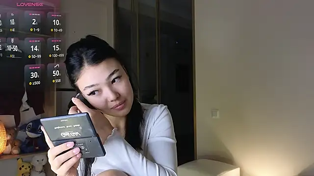 kyoso hin online show from October 19, 2025, 2:03 am