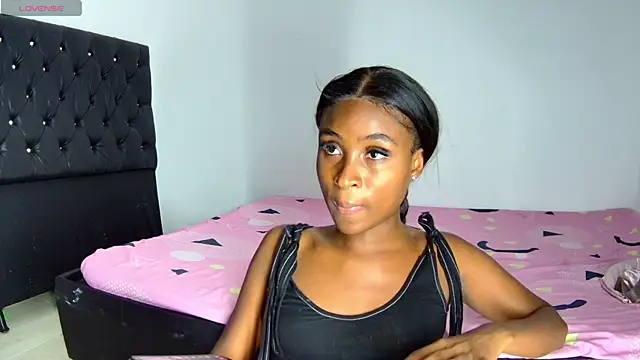 Snapshot of shantall_ebony1 chatting on November 23, 2025, 11:20 am shantall ebony1 online show from November 23, 2025, 11:20 am