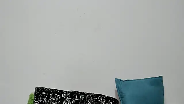 celeste111 online show from February 5, 2026, 11:33 pm