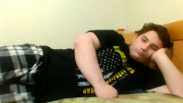 Snapshot of Breyyyyyyyy chatting on October 31, 2025, 6:59 pm Breyyyyyyyy online show from October 31, 2025, 6:59 pm