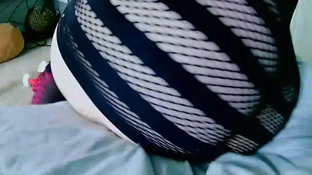 RhondaRump online show from December 18, 2025, 6:01 pm