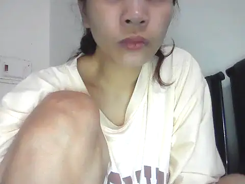 Snapshot of ivyloving4you chatting on November 4, 2025, 10:46 pm ivyloving4you online show from November 4, 2025, 10:46 pm