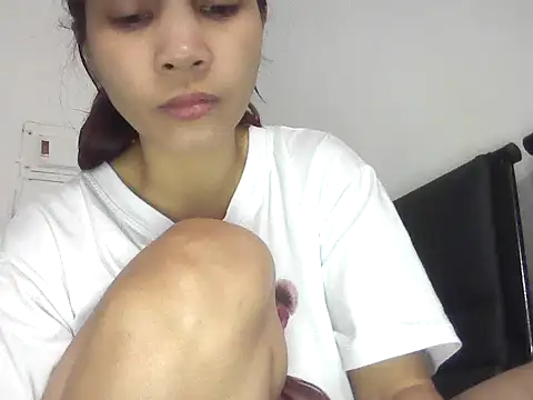 Snapshot of ivyloving4you chatting on October 30, 2025, 12:36 pm ivyloving4you online show from October 30, 2025, 12:36 pm