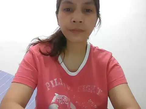 Snapshot of ivyloving4you chatting on October 27, 2025, 6:14 am ivyloving4you online show from October 27, 2025, 6:14 am