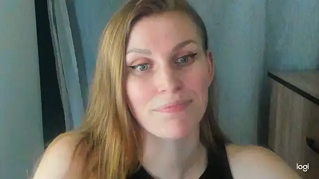 Snapshot of JuliaMuuun chatting on June 11, 2026, 9:01 pm JuliaMuuun online show from June 11, 2026, 9:01 pm