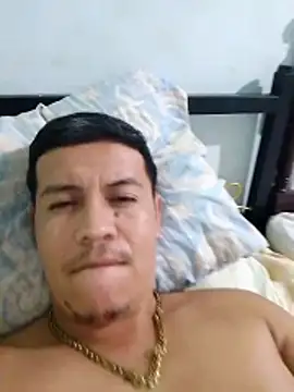 chamo9028 online show from June 15, 2026, 3:51 am