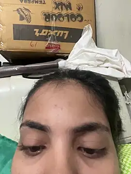 Snapshot of Sandhya_77 chatting on August 3, 2026, 3:47 am Sandhya 77 online show from August 3, 2026, 3:47 am