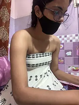 Snapshot of Sandhya_77 chatting on July 7, 2026, 7:34 am Sandhya 77 online show from July 7, 2026, 7:34 am