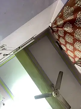 Snapshot of Sandhya_77 chatting on March 5, 2026, 6:10 am Sandhya 77 online show from March 5, 2026, 6:10 am