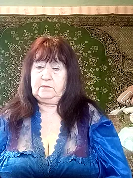 Snapshot of CrystalLime6411 chatting on March 3, 2026, 8:21 am CrystalLime6411 online show from March 3, 2026, 8:21 am