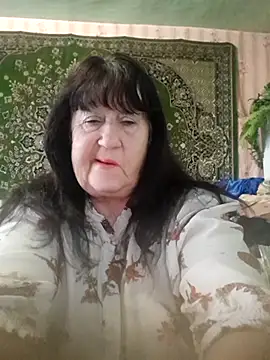 CrystalLime6411 online show from October 9, 2025, 10:49 am