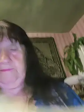 CrystalLime6411 online show from June 1, 2026, 3:55 pm
