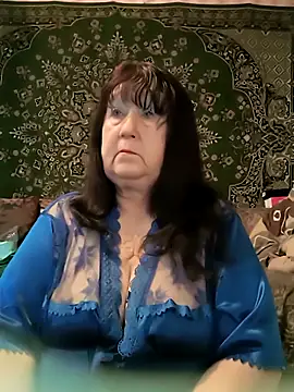 Snapshot of CrystalLime6411 chatting on March 20, 2026, 4:57 am CrystalLime6411 online show from March 20, 2026, 4:57 am