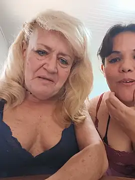 Bellapotencia1985 online show from July 28, 2026, 11:39 am
