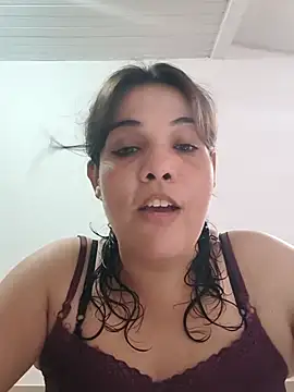 Snapshot of Bellapotencia1985 chatting on May 3, 2026, 10:09 am Bellapotencia1985 online show from May 3, 2026, 10:09 am