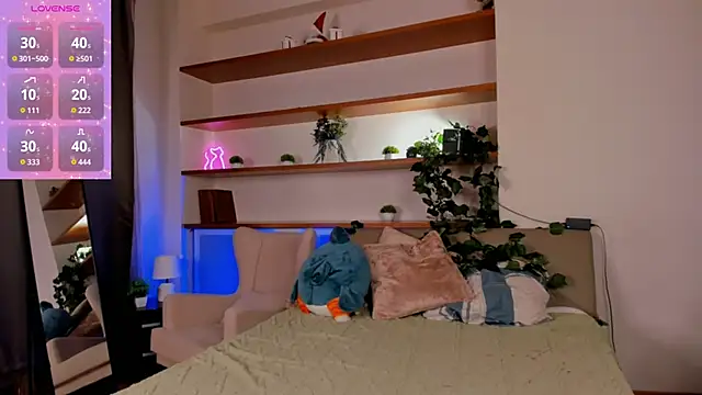 CarolSutton online show from October 14, 2025, 3:12 pm