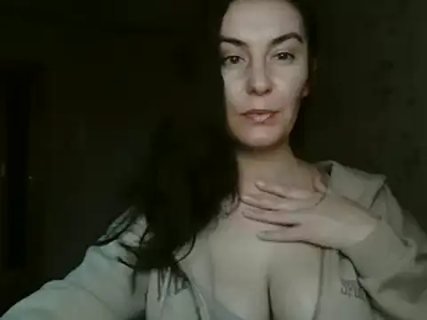 KatalinaQE online show from October 8, 2025, 5:09 am