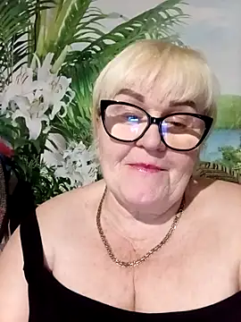 VioletSweet5566 online show from April 29, 2026, 7:53 pm