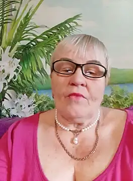 Snapshot of VioletSweet5566 chatting on October 10, 2025, 10:27 am VioletSweet5566 online show from October 10, 2025, 10:27 am