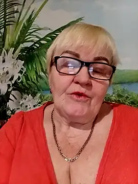 Snapshot of VioletSweet5566 chatting on January 15, 2026, 7:12 am VioletSweet5566 online show from January 15, 2026, 7:12 am