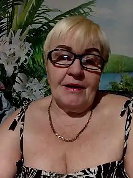 Snapshot of VioletSweet5566 chatting on December 18, 2025, 4:55 pm VioletSweet5566 online show from December 18, 2025, 4:55 pm