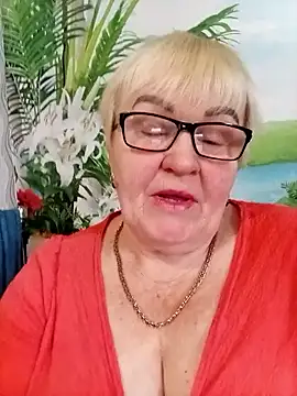 Snapshot of VioletSweet5566 chatting on January 11, 2026, 11:06 am VioletSweet5566 online show from January 11, 2026, 11:06 am