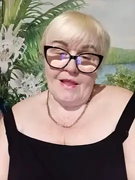 Snapshot of VioletSweet5566 chatting on March 17, 2026, 6:33 pm VioletSweet5566 online show from March 17, 2026, 6:33 pm