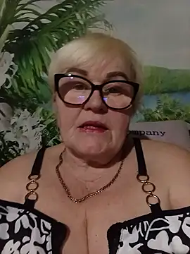 Snapshot of VioletSweet5566 chatting on March 12, 2026, 6:12 pm VioletSweet5566 online show from March 12, 2026, 6:12 pm