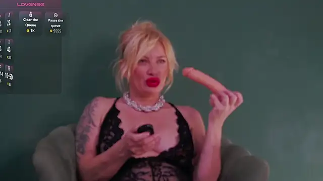 Snapshot of NatashaIvacenko chatting on November 15, 2025, 4:05 am NatashaIvacenko online show from November 15, 2025, 4:05 am