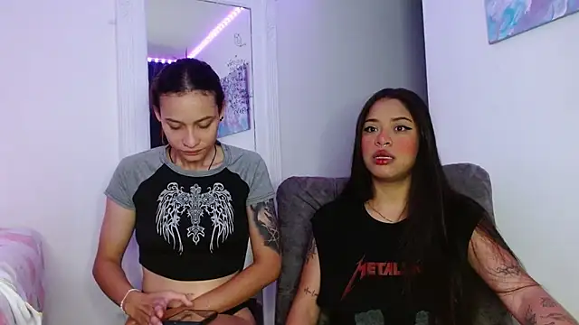 Snapshot of reina_reina chatting on February 23, 2026, 1:40 am reina reina online show from February 23, 2026, 1:40 am