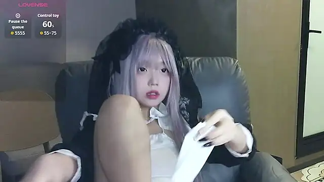 a5l2e0x online show from November 15, 2025, 2:32 pm