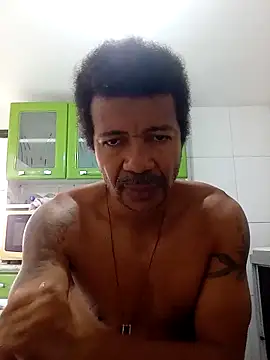 moreno25centimetro online show from November 27, 2025, 11:10 am