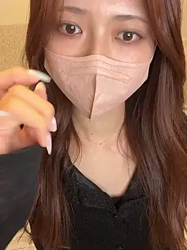 Snapshot of misa_mo chatting on April 8, 2026, 1:12 pm misa mo online show from April 8, 2026, 1:12 pm