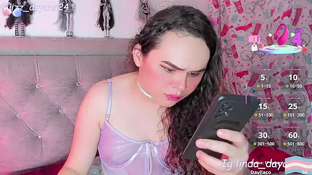 Snapshot of sweetdollinda23 chatting on November 30, 2025, 9:43 am sweetdollinda23 online show from November 30, 2025, 9:43 am