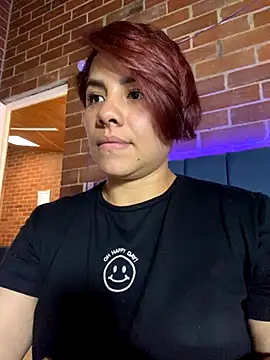 alejandra prk26 online show from October 11, 2025, 8:10 pm