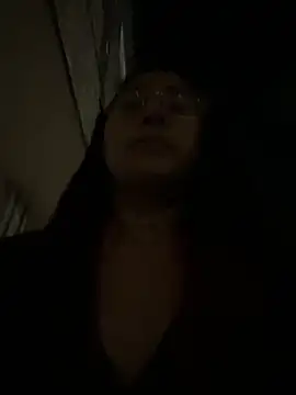 Violeet Smith online show from October 4, 2025, 3:19 am