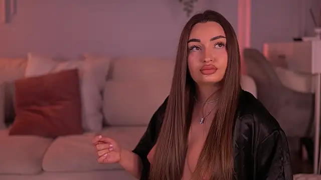 MillaSerene online show from May 3, 2026, 7:24 am