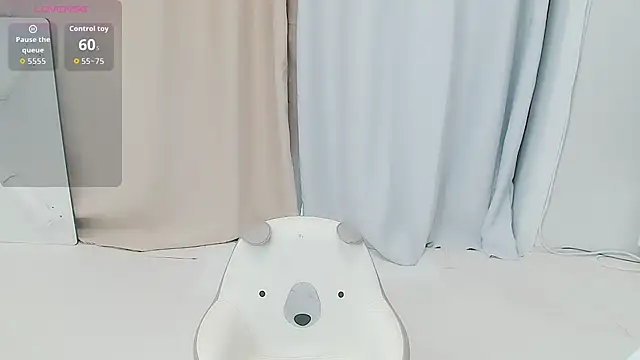 Snapshot of Anna-03 chatting on September 22, 2025, 2:28 am Anna-03 online show from September 22, 2025, 2:28 am