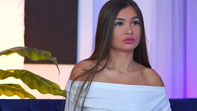 KyssaraPlay online show from October 8, 2025, 6:41 pm