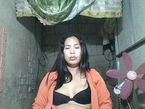 Snapshot of pinaysinglemommm chatting on February 14, 2026, 10:37 am pinaysinglemommm online show from February 14, 2026, 10:37 am