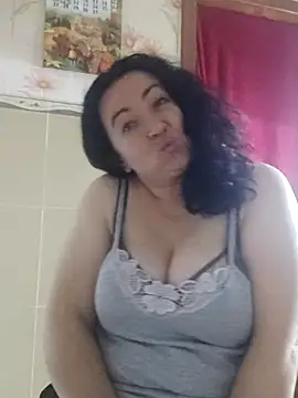 Snapshot of Velvet3451 chatting on October 21, 2025, 5:23 pm Velvet3451 online show from October 21, 2025, 5:23 pm