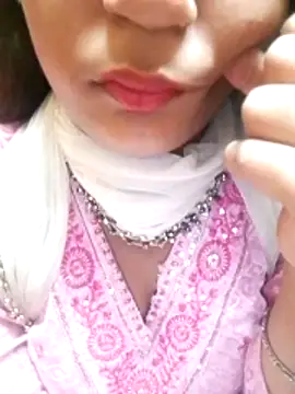 Snapshot of Babe_Doll04 chatting on November 19, 2025, 11:54 am Babe Doll04 online show from November 19, 2025, 11:54 am