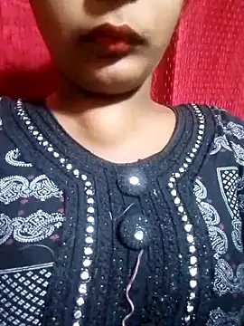 Snapshot of Babe_Doll04 chatting on October 5, 2025, 7:37 pm Babe Doll04 online show from October 5, 2025, 7:37 pm