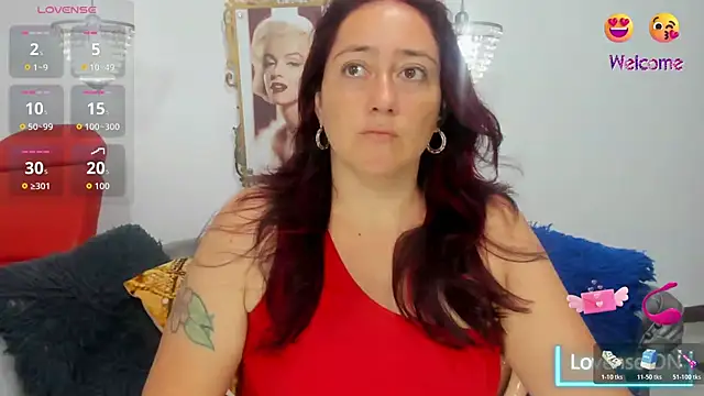 Snapshot of naughty_milf_esmeralda chatting on May 14, 2026, 2:19 am naughty milf esmeralda online show from May 14, 2026, 2:19 am