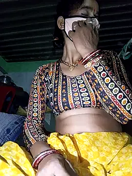 Snapshot of MISS_LOVE_001 chatting on October 25, 2025, 4:51 pm MISS LOVE 001 online show from October 25, 2025, 4:51 pm